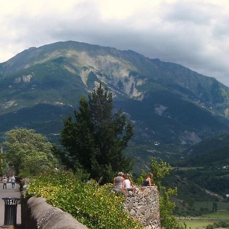 L'Hivernet, Grand Triplex Neuf Au Coeur D'Embrun Acces Facile Zewnętrze zdjęcie
